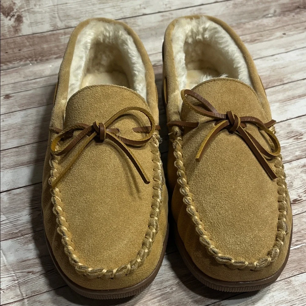 Minnetonka Pile Lined Hard sole Men's Brown Suede Loafers 13W